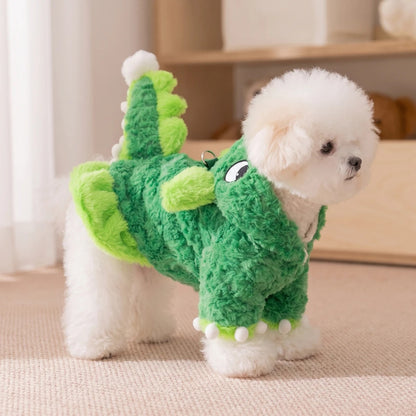 Kleiner Hund im TruePet Dino-Kostüm Grün, Plüsch mit Stacheln, Schwanz und Leinenring
